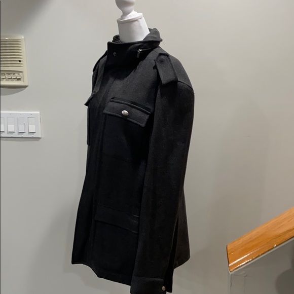 Coat - Picture 3 of 3